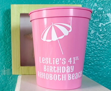 Load image into Gallery viewer, Custom 16oz Plastic Stadium Cups
