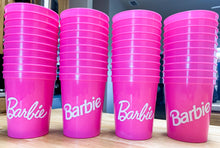 Load image into Gallery viewer, Custom 16oz Plastic Stadium Cups
